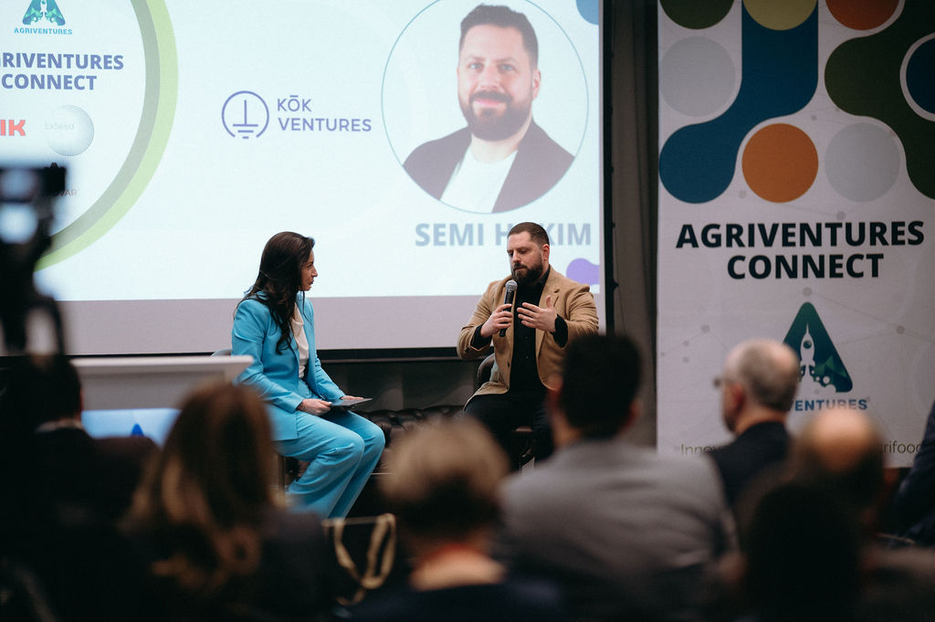 Разговор на сцена — KŌK Ventures · Семи Хаким